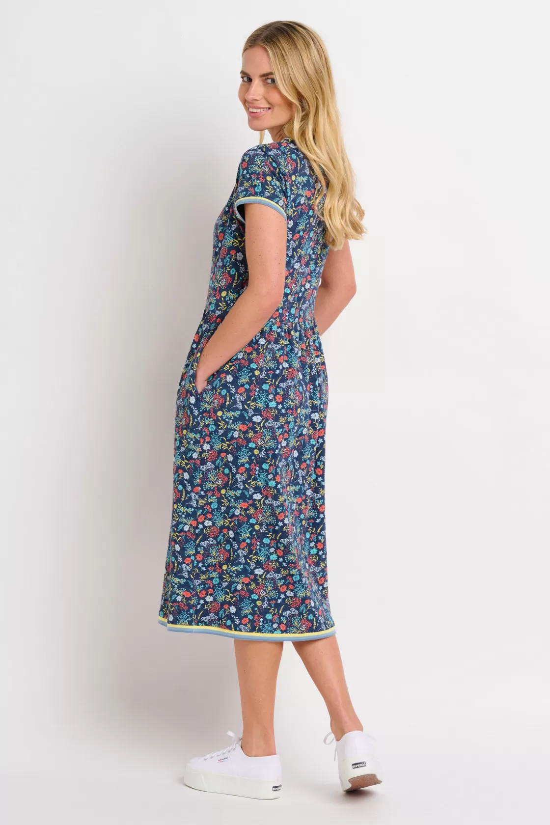 Dresses>Brakeburn Vintage Ditsy Midi Dress Blue